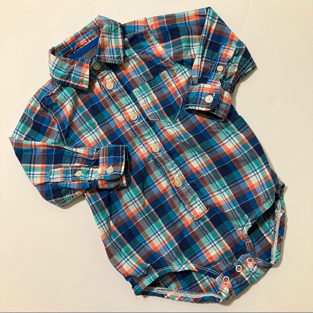 3/$24 OshKosh Boys Dress Shirt w/snap crotch 24M